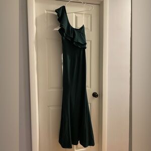 Elegant Green One-Shoulder Dress
